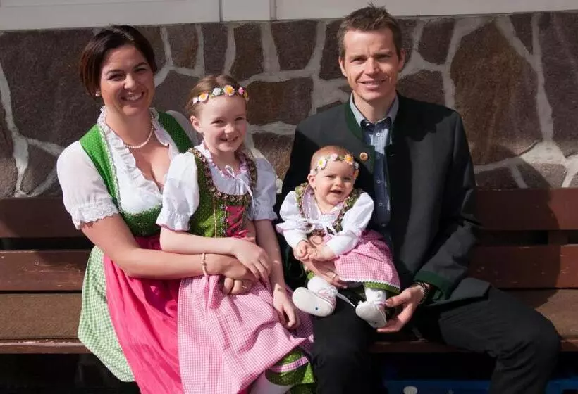 בית מלון כפרי Sportalm