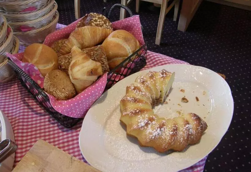 בית מלון כפרי Sportalm