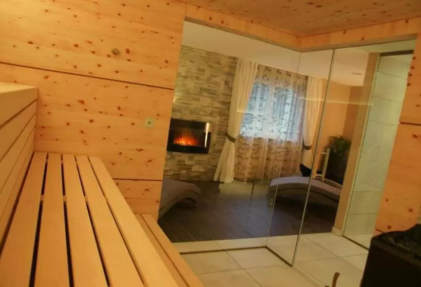 בית מלון כפרי Sportalm