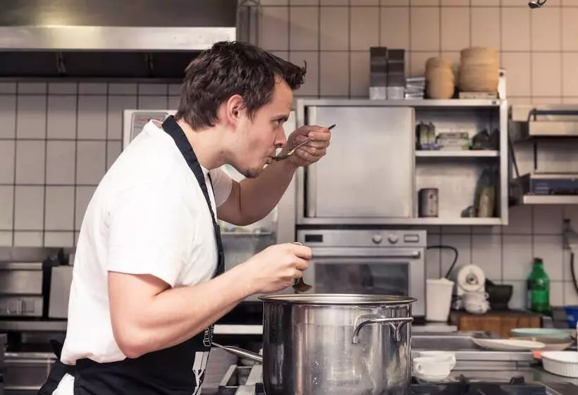 Отель Stubaierhof