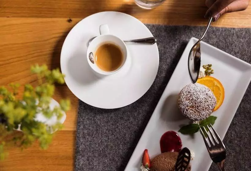 Отель Stubaierhof