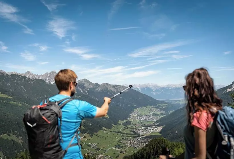 Отель Stubaierhof