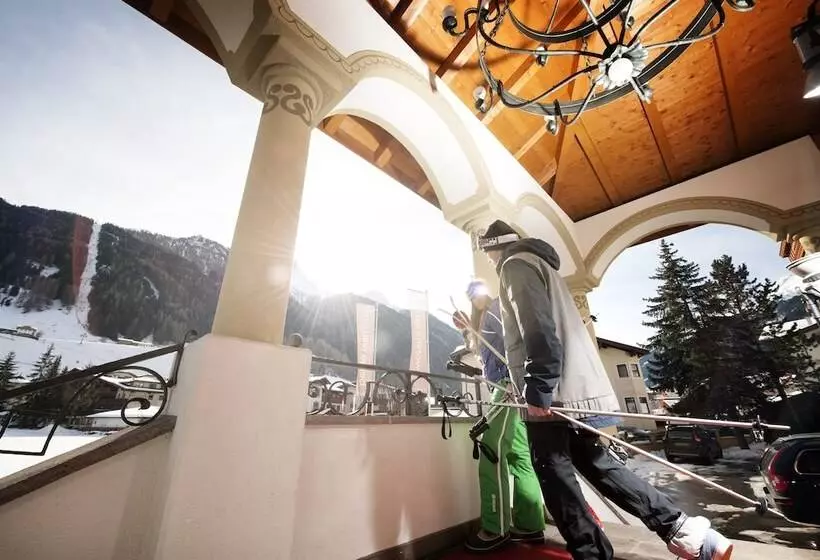 Отель Stubaierhof