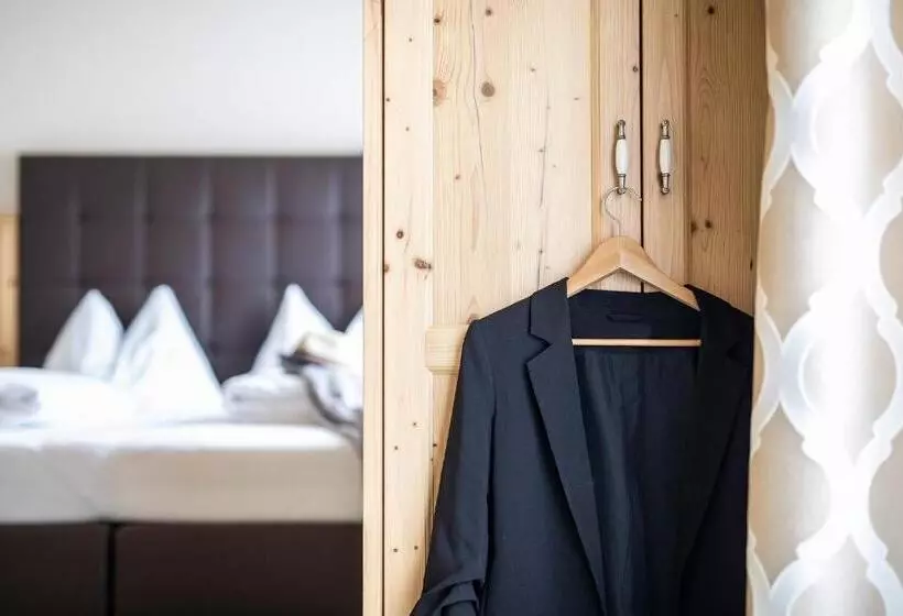 ホテル Zum Hirschen