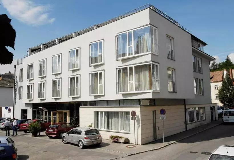 پانسیون Klinglhuber