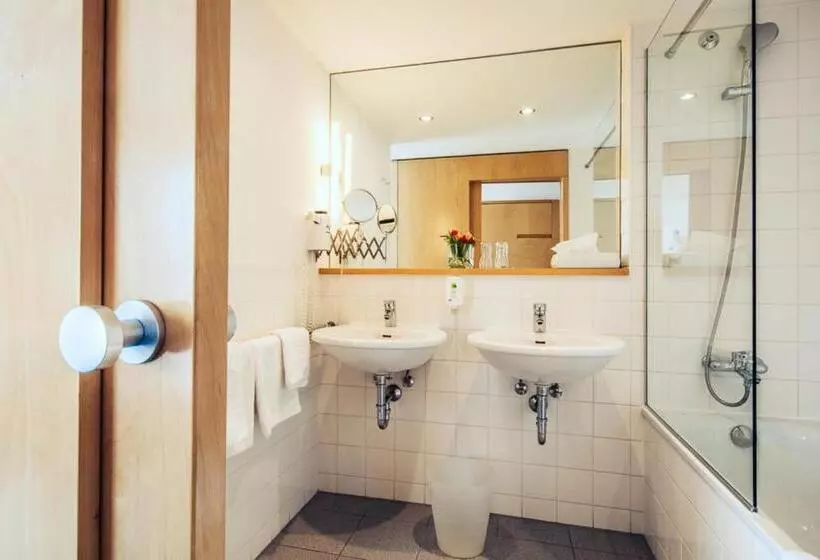 پانسیون Klinglhuber