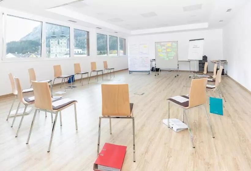 Seminar  & Sporthotel Freunde Der Natur