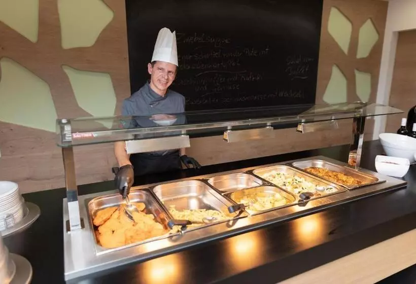 Seminar  & Sporthotel Freunde Der Natur