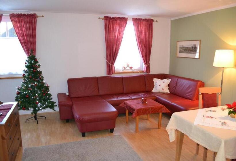 ベッドアンドブレックファースト Appartements Ferienwohnungen Alpenblick