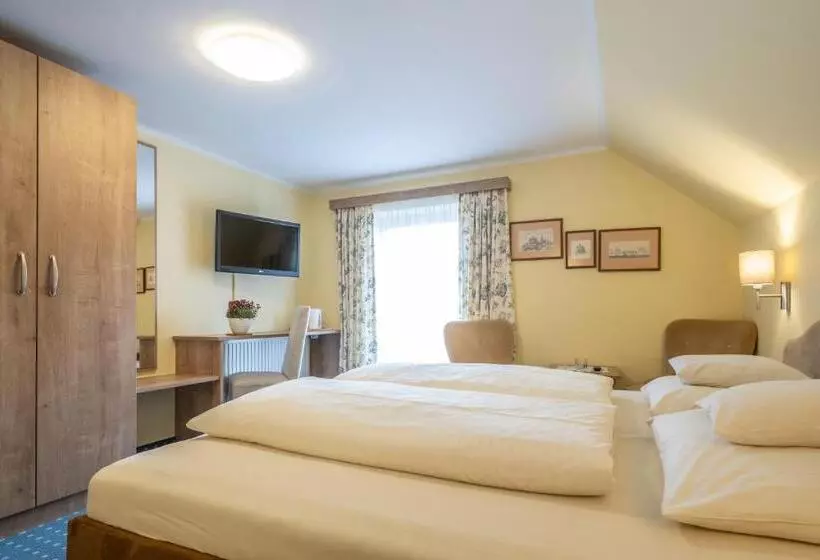 住宿加早餐 Pension Falkensteiner