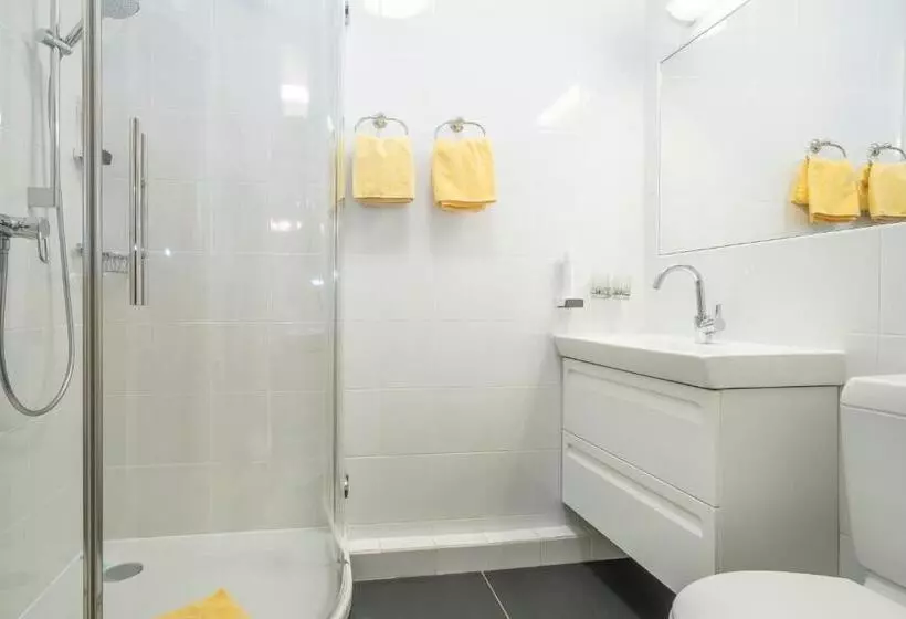 住宿加早餐 Pension Falkensteiner