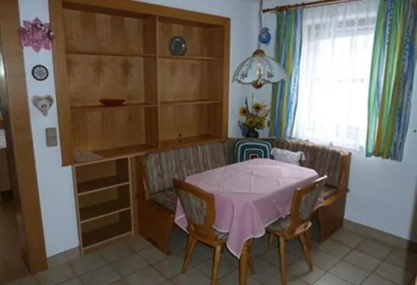 צימר Pension Gertraud