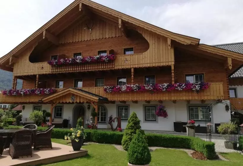 ベッドアンドブレックファースト Haslgut