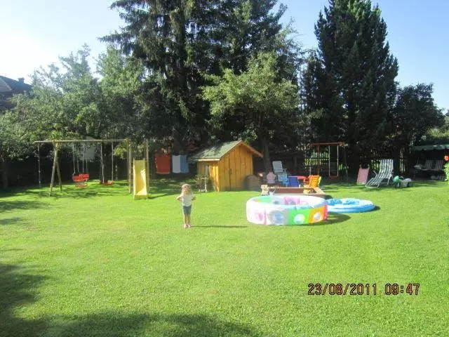 ベッドアンドブレックファースト Villa Löcker