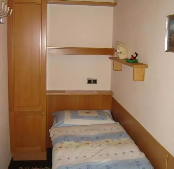 ベッドアンドブレックファースト Villa Löcker