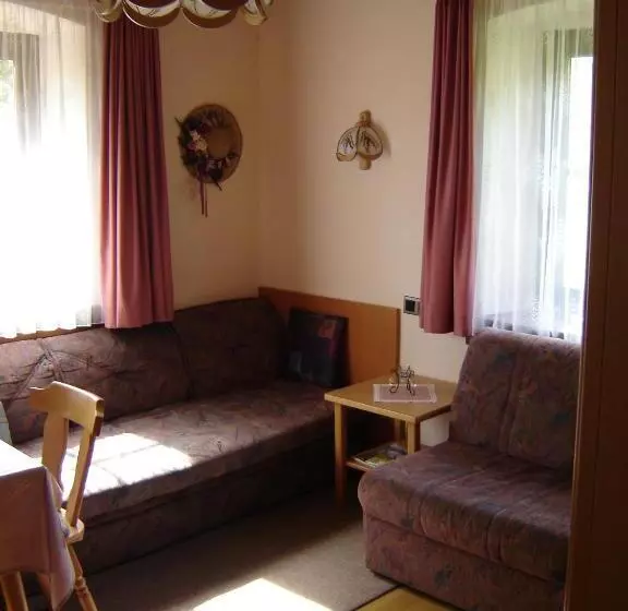 ベッドアンドブレックファースト Villa Löcker