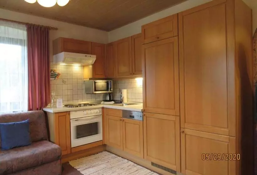 ベッドアンドブレックファースト Villa Löcker