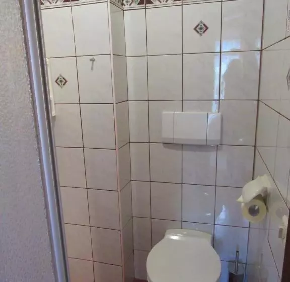 ベッドアンドブレックファースト Villa Löcker