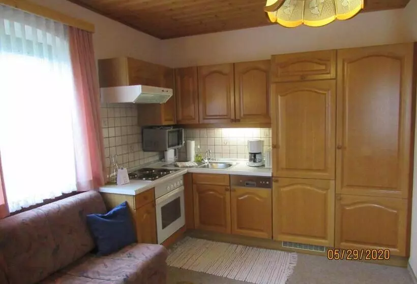 ベッドアンドブレックファースト Villa Löcker