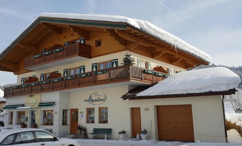בית מלון כפרי Alpenland