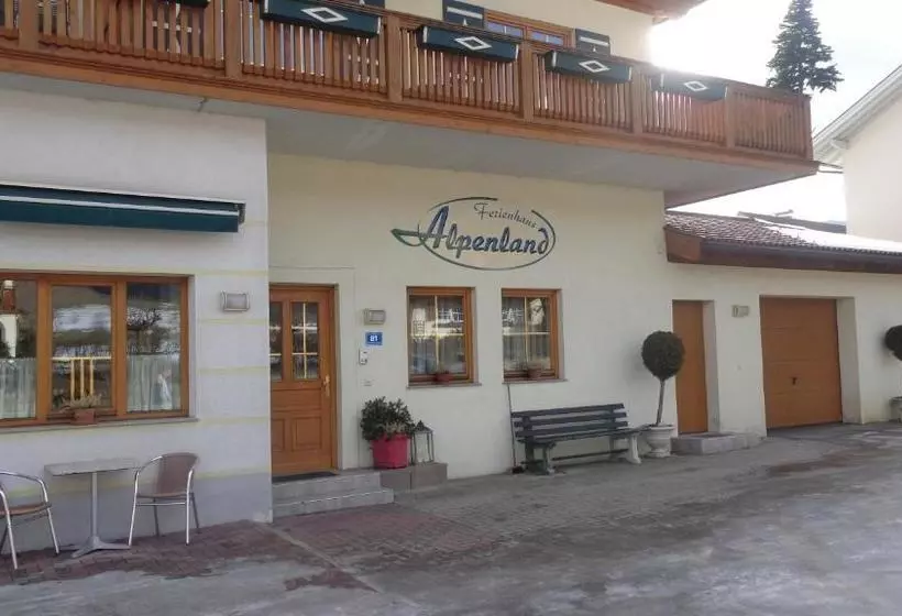 בית מלון כפרי Alpenland