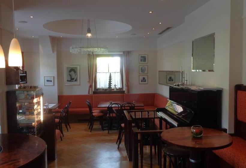 בית מלון כפרי Alpenland