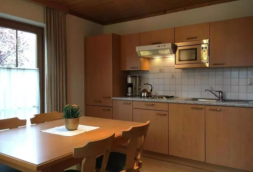 בית מלון כפרי Alpenland