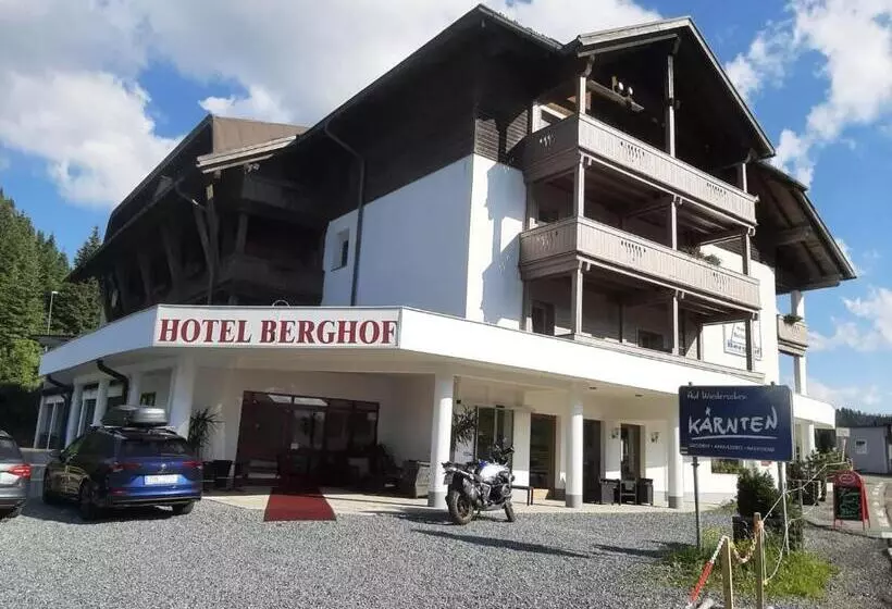 هتل Berghof Nassfeld