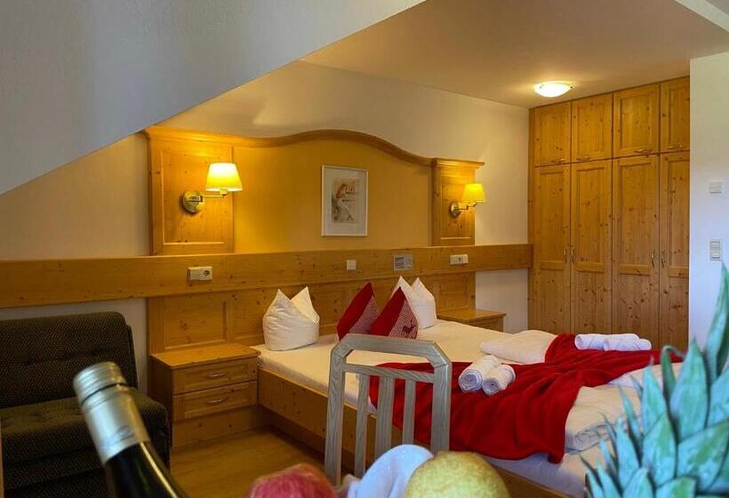 酒店 Berghof Nassfeld