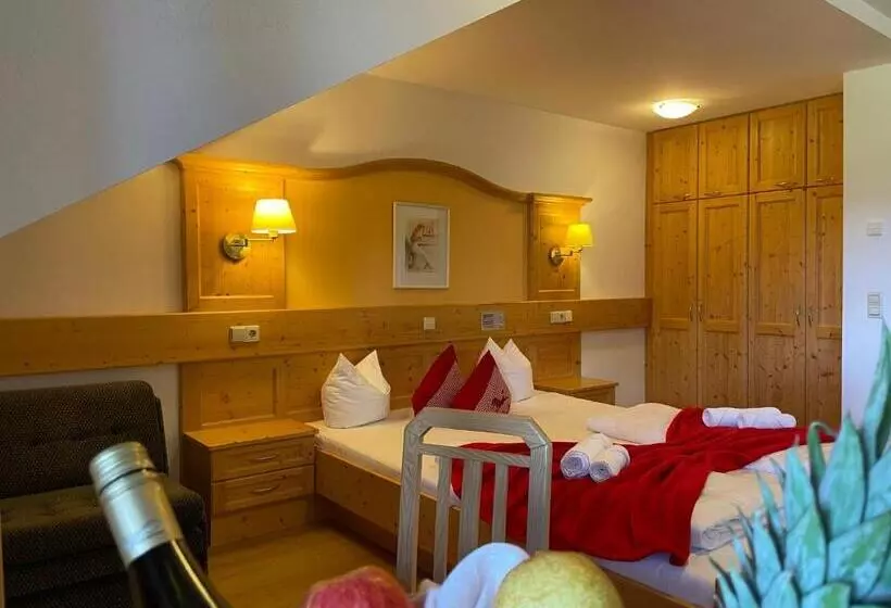 هتل Berghof Nassfeld