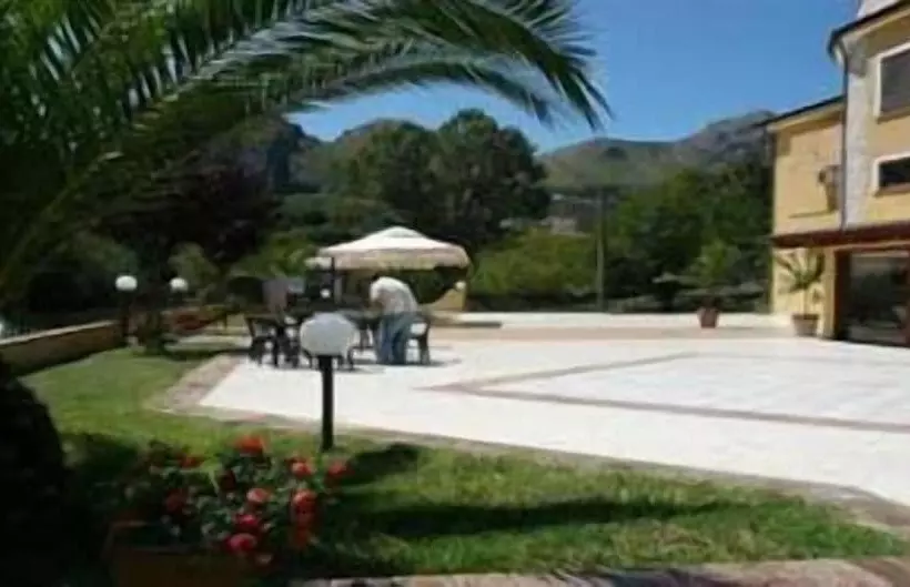 호텔 Borgo Antico   Poggiòlo Del Principe