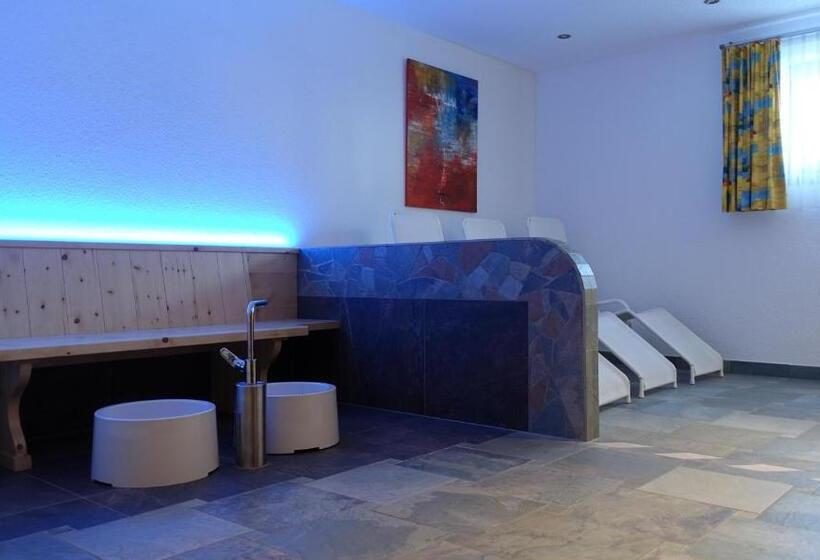 ホテル Garni Burger