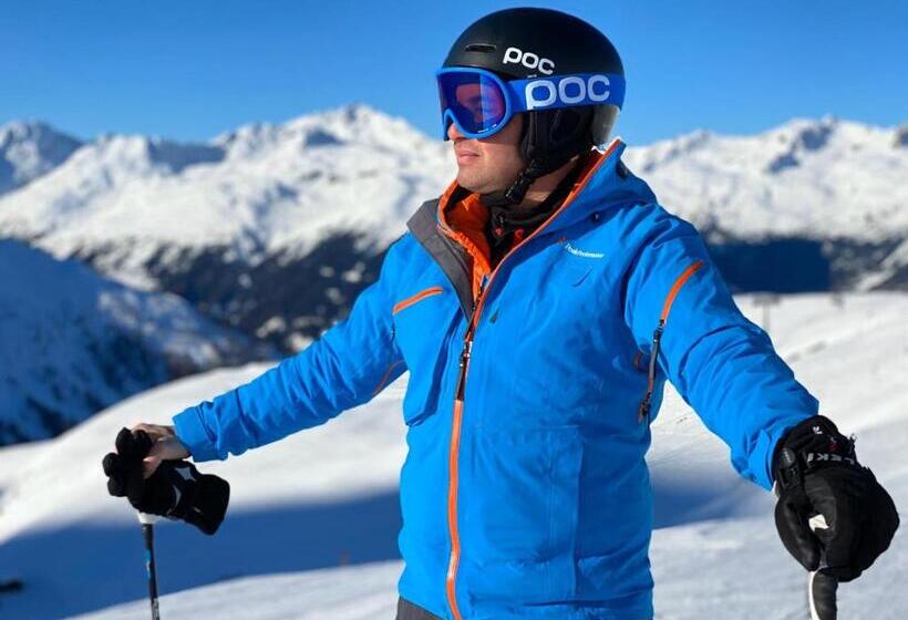 ホテル Garni Burger