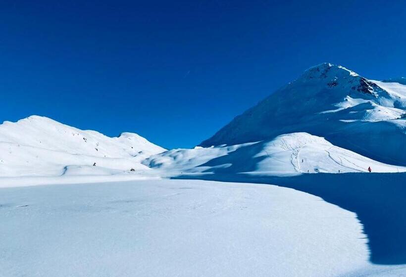 ホテル Garni Burger