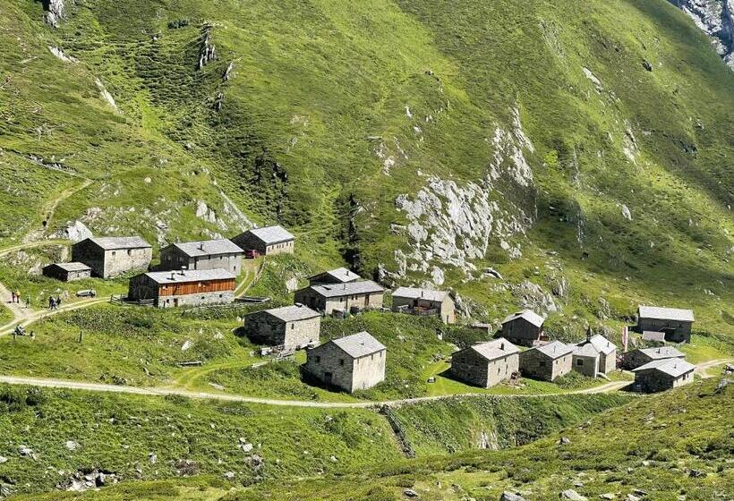 ホテル Garni Burger