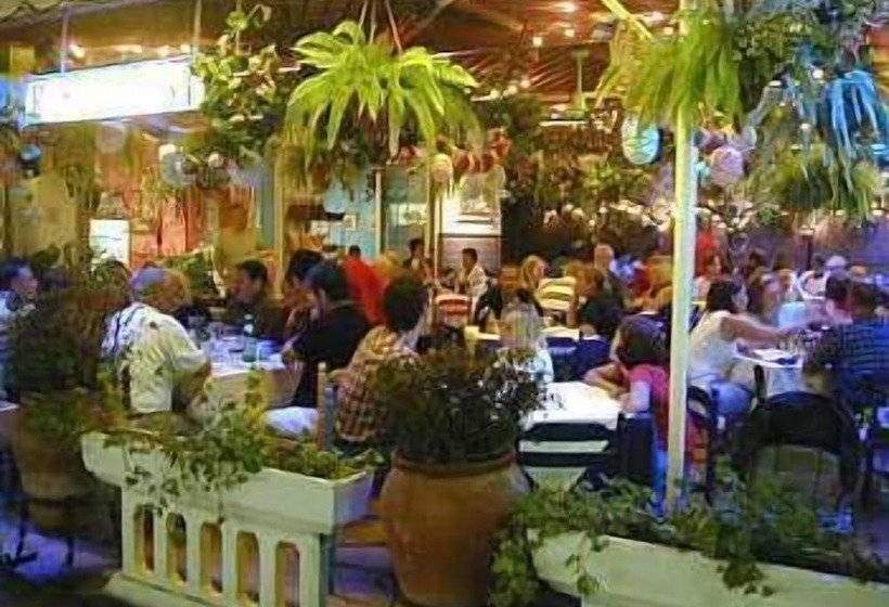 فندق Garni Tosca