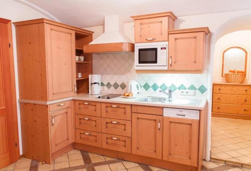 בית מלון כפרי Gut Berg Natur