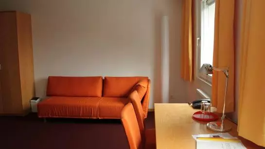 هتل Haus Der Begegnung