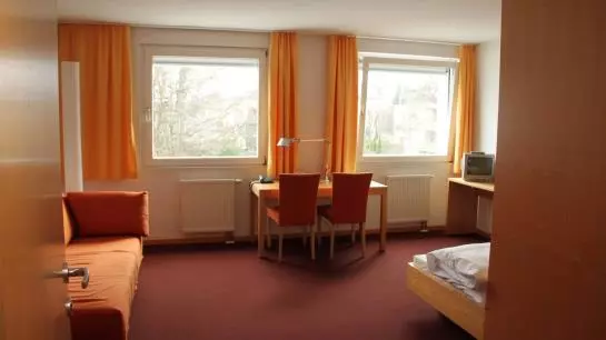 هتل Haus Der Begegnung