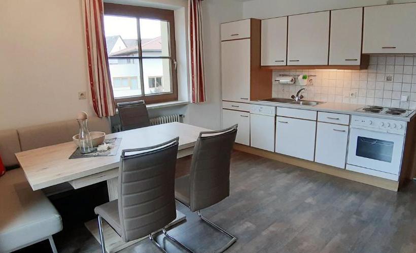 ホテル Haus Krismer