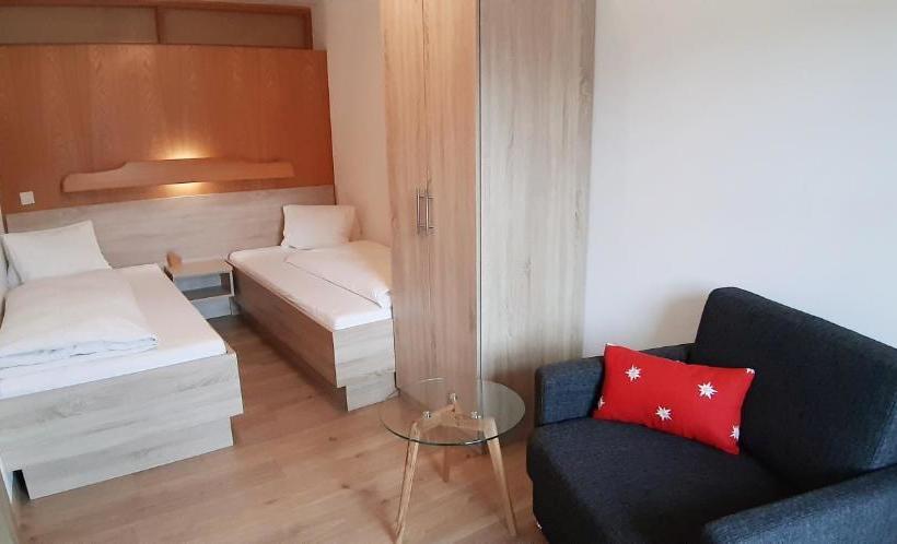 ホテル Haus Krismer