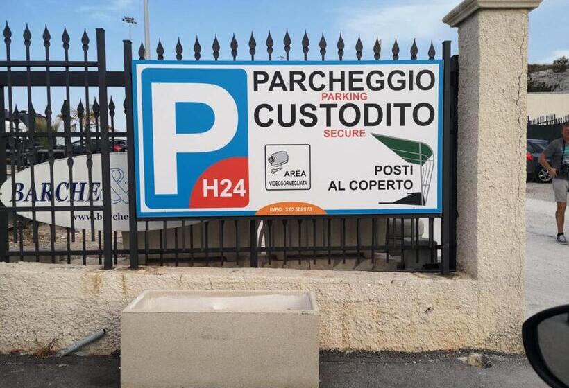 Отель Relais La Pretura