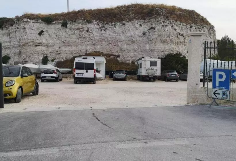 Отель Relais La Pretura