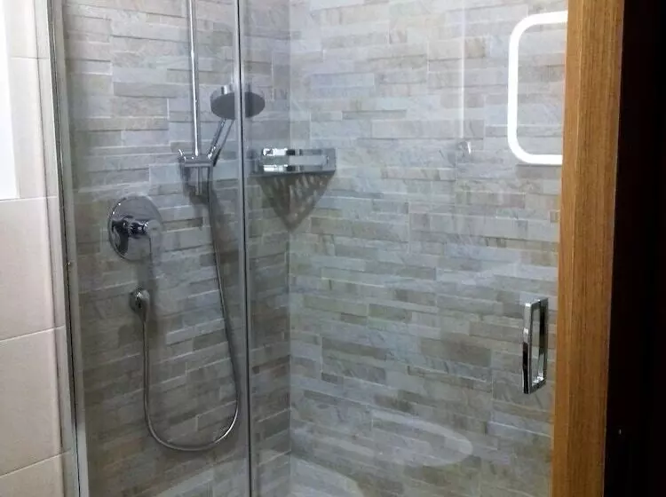 ホテル Restaurant Schaurhof