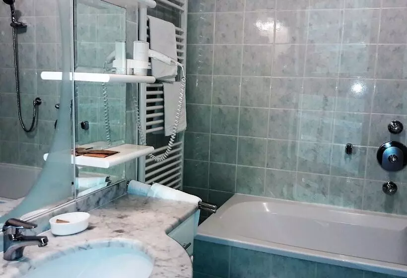 ホテル Restaurant Schaurhof