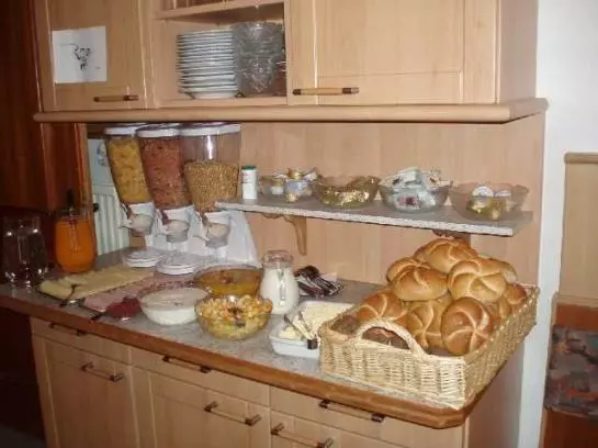 住宿加早餐 Troger Pension