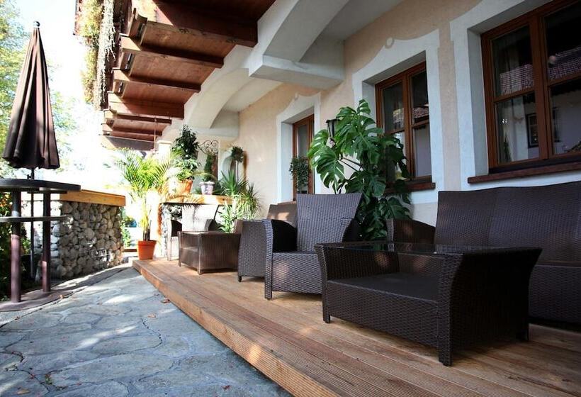 ペンション Alte Post