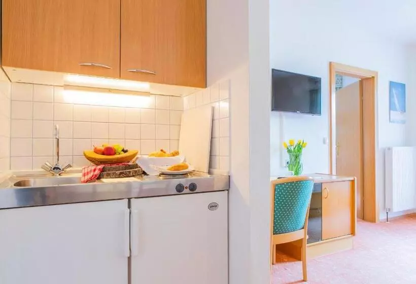 Пансион Garni Weberhäusl