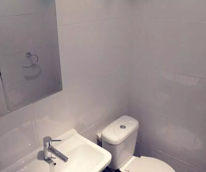 Camden Road Apartments