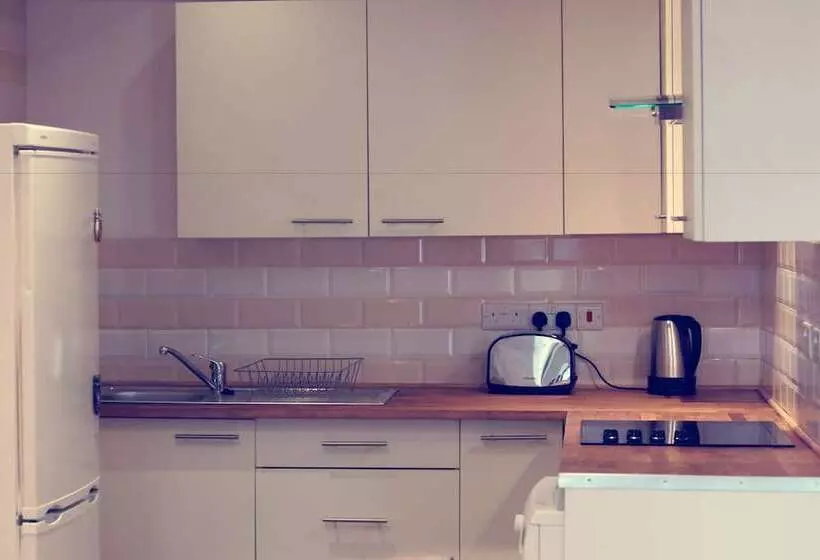 Camden Road Apartments